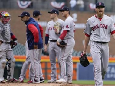 Red Sox eyeing right-handed bat, starting pitcher ahead of trade deadline