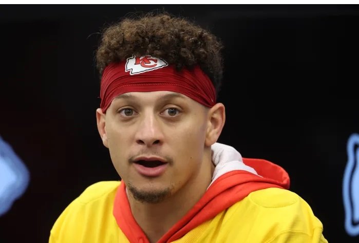 NFL News: Tom Brady sends clear message about Patrick Mahomes and Travis Kelce slow start with Chiefs