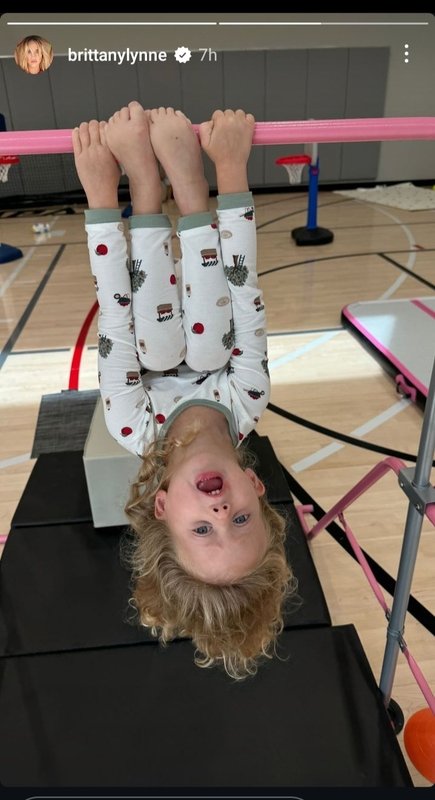 Inspired by Simone Biles, Patrick Mahomes’ Wife Brittany Shares Daughter’s Gymnastics Progress With an Inverted Hang