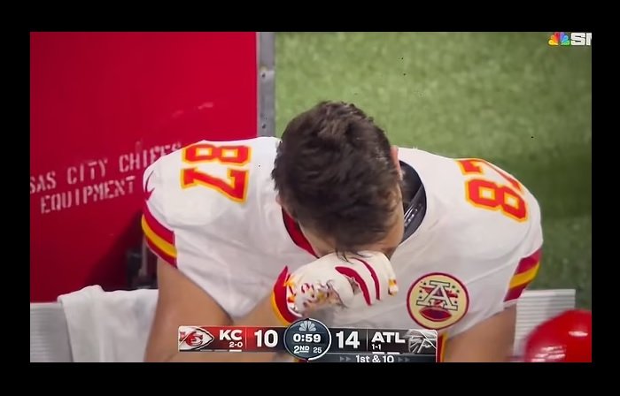 Patrick Mahomes reveals reason why Travis Kelce is struggling this season after Chiefs star's latest quiet night