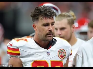 Jason Kelce gets emotional in defense of Travis Kelce amid lackluster start