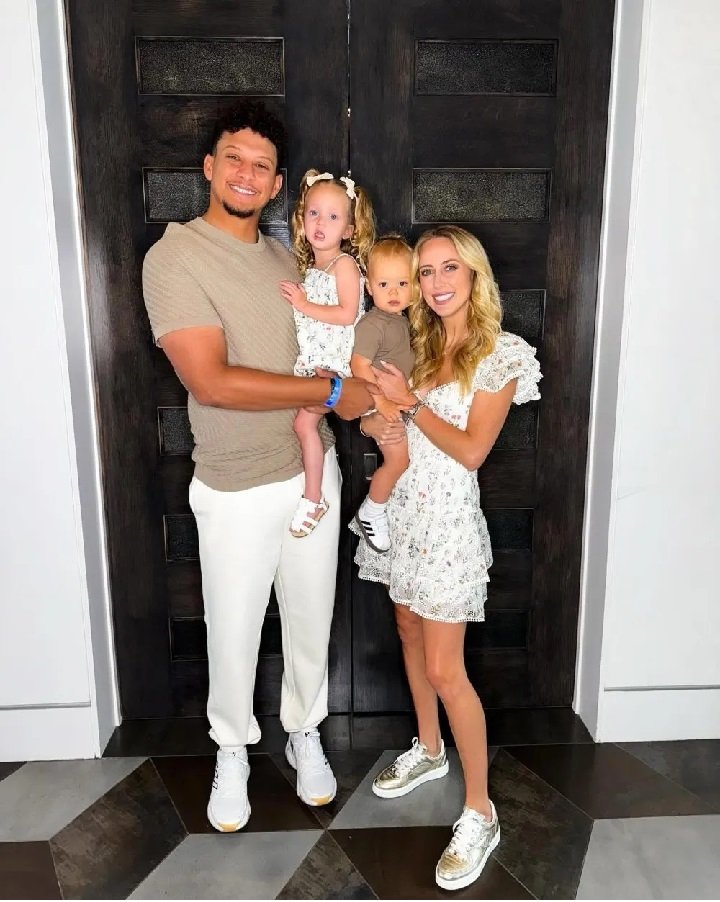 Pregnant Brittany Mahomes Marvels Over Son Bronze’s Custom Golf Set