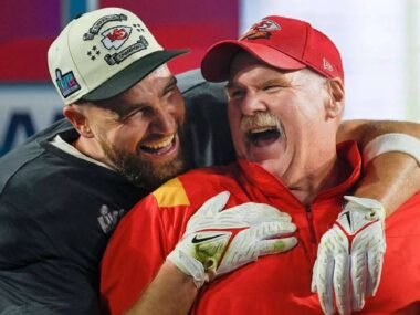 Andy Reid sticks up for Travis Kelce at his lowest: "I know people say he's old but..."