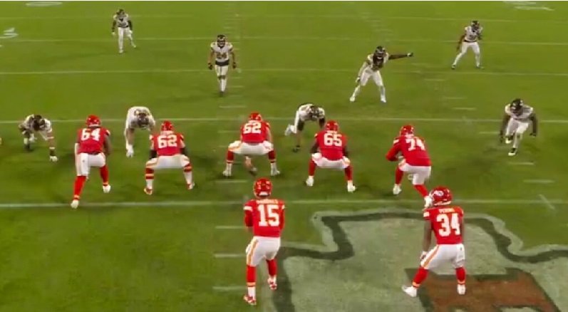 Mahomes’ Untouchable Moment: NFL Refs Miss Huge Penalty, Fans Outraged