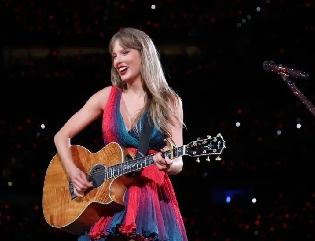 Family's dream of seeing Taylor Swift becomes a nightmare are being scammed out of over $15,000