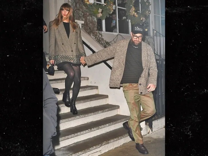 Taylor Swift fans discover secret message in her outfit for night out with Travis Kelce in NY