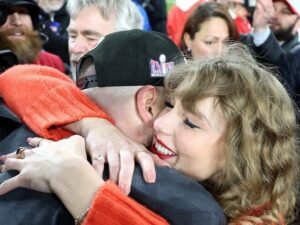 Taylor Swift wins fans' hearts during recent hospital visit with Travis Kelce