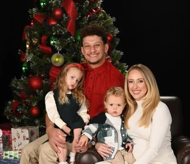 Patrick Mahomes talks baby no. 4 days after wife Brittany welcomed third child