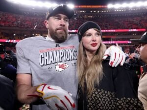 Taylor Swift and Travis Kelce's three-word exchange sends fans into meltdown