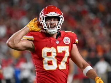 Chiefs Send Four-Word Message to Travis Kelce After Confirming NFL Return