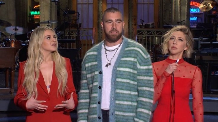 SNL star reveals why she's a huge Travis Kelce fan